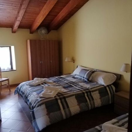 Villa Agriturismo Licensì Del Bresà à Monzambano Extérieur photo