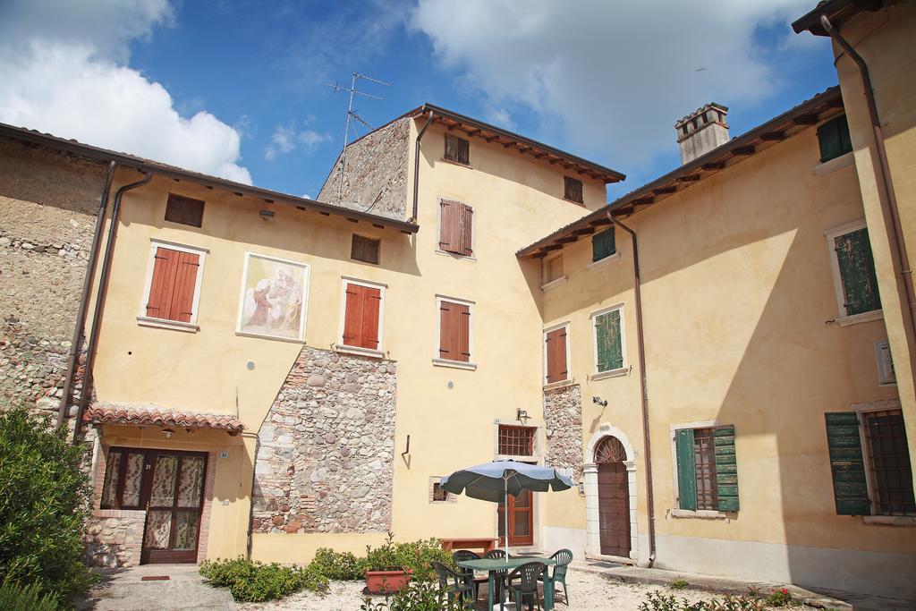 Villa Agriturismo Licensì Del Bresà à Monzambano Chambre photo