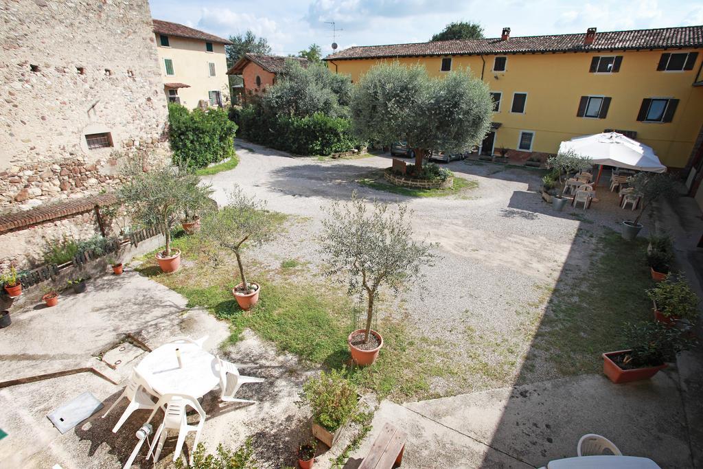 Villa Agriturismo Licensì Del Bresà à Monzambano Chambre photo