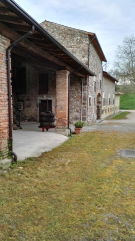 Villa Agriturismo Licensì Del Bresà à Monzambano Extérieur photo