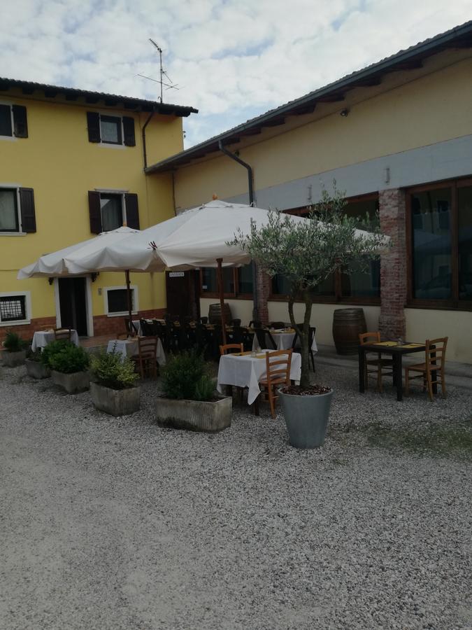 Villa Agriturismo Licensì Del Bresà à Monzambano Extérieur photo