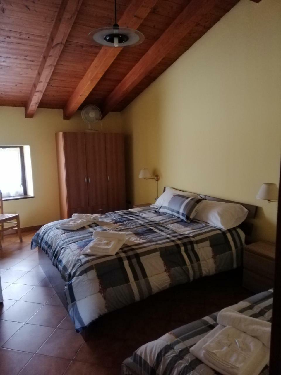 Villa Agriturismo Licensì Del Bresà à Monzambano Extérieur photo